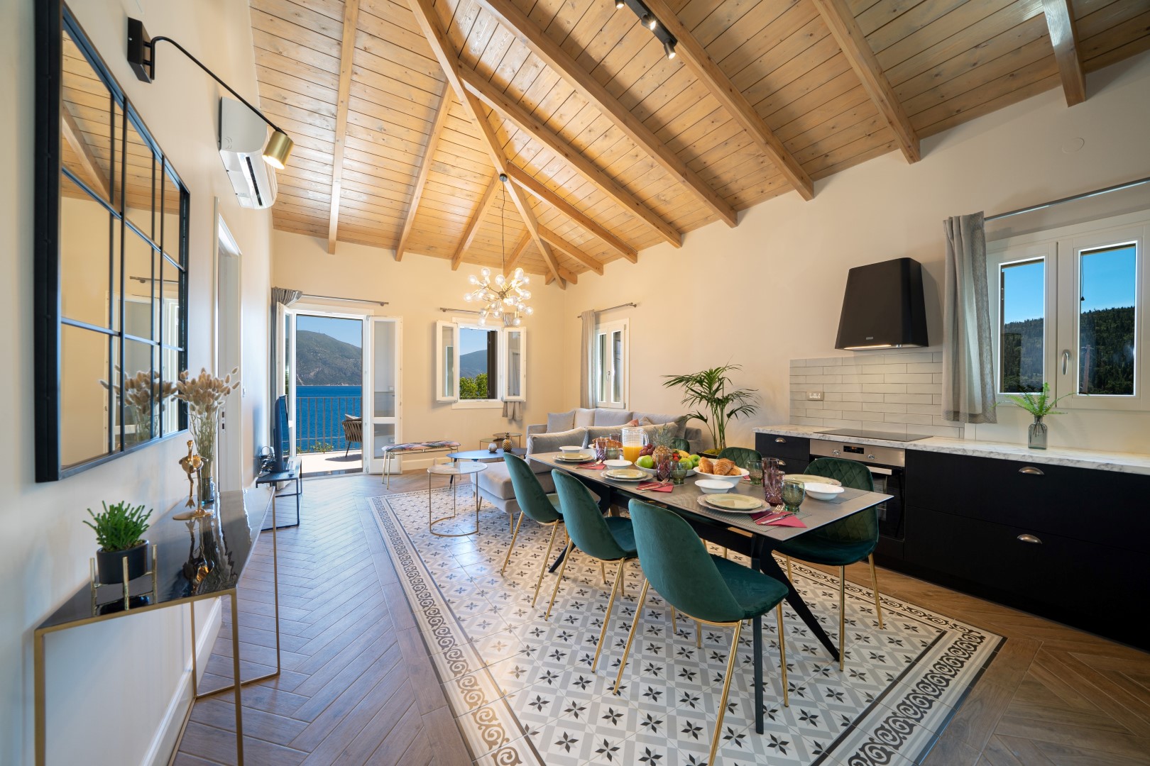 Luxury Villa Liberty - Sea front